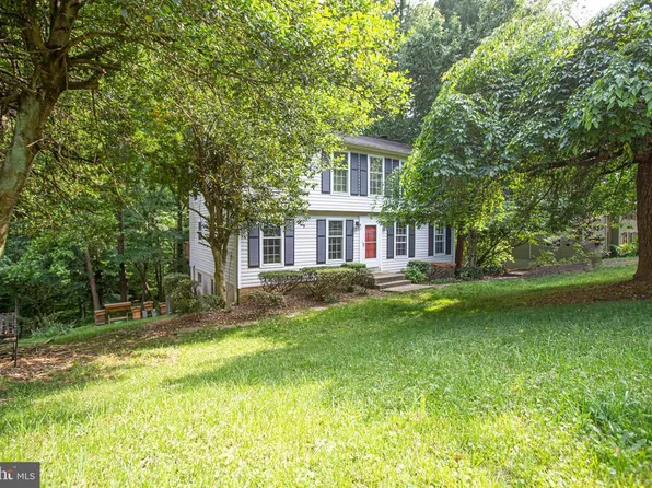 10 Seneca Ter, Fredericksburg, VA 22401