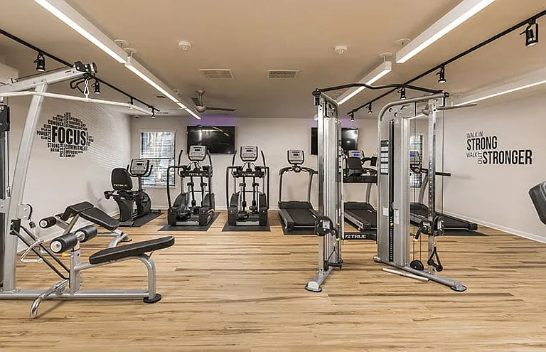 River Vista Apartments — Photo 11