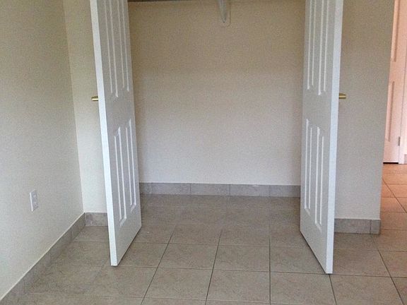 5th image of 3035 31st St APT 2F