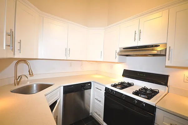 Rented by Corcoran | media 12