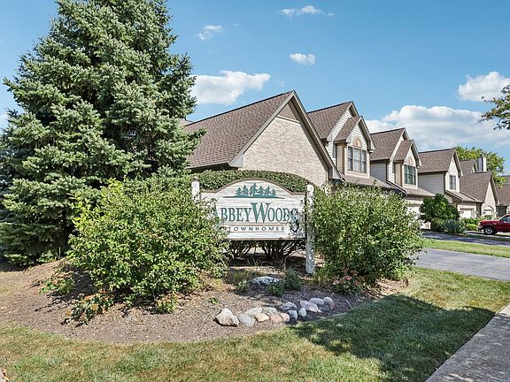 2nd image of 502 Rosebud Dr S