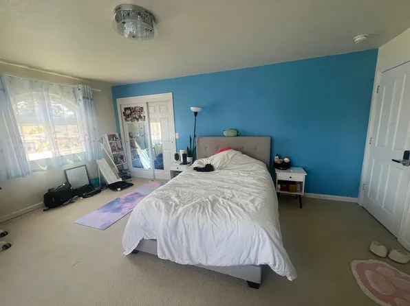 440 Radcliffe Dr, Santa Clara, CA 95051