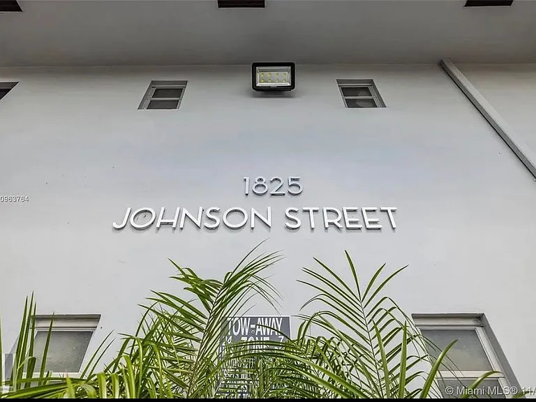 1825 Johnson St #104 — Photo 1