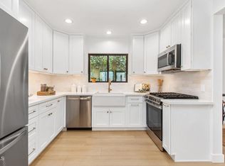 3015 Henrietta Ave, La Crescenta, CA 91214