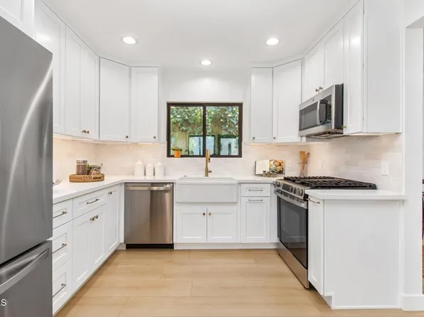 3015 Henrietta Ave, La Crescenta, CA 91214