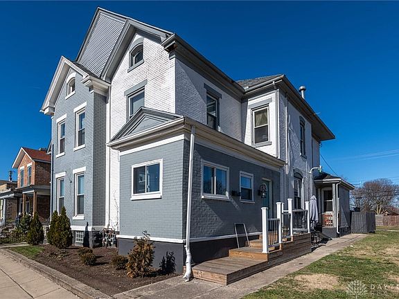4th image of 324-328 Warren St