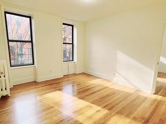 Rented by Ideal Properties Group | media 4