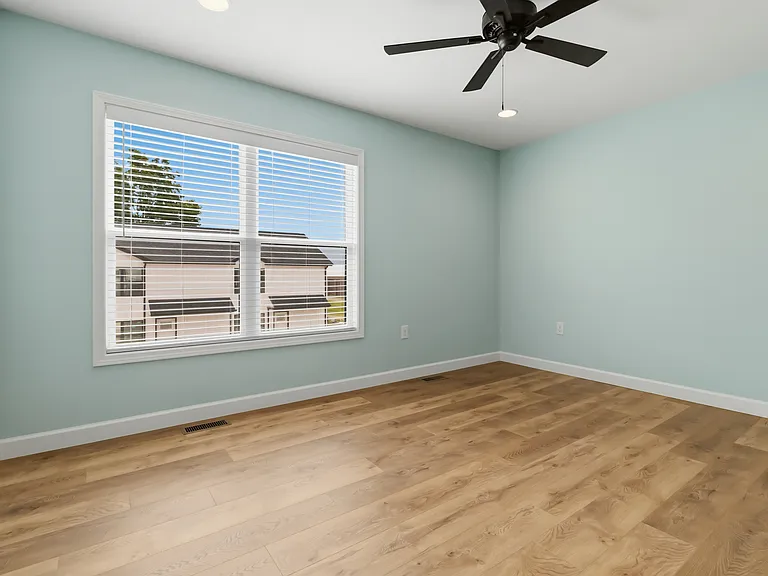 250 Meadow Dr #2 — Photo 16