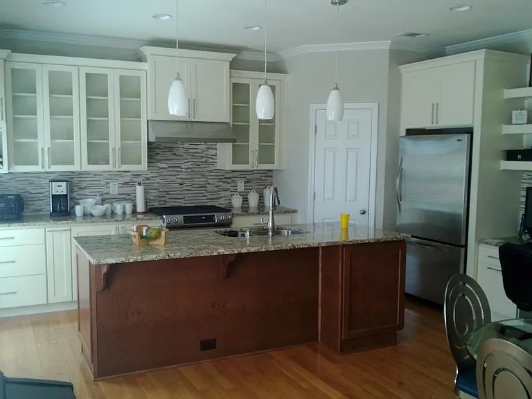 346 Suwanee Ave — Photo 3
