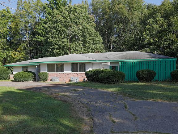 5353 Paradise Rd East-102