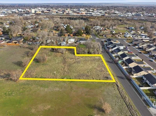 361 Claret Ct, Twin Falls, ID 83301