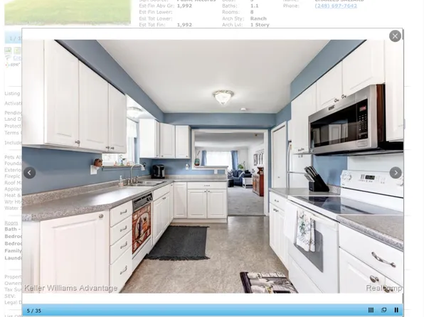 31705 Balmoral St, Garden City, MI 48135