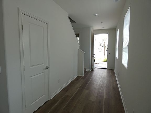 3rd image of 5718 Westmont Ln