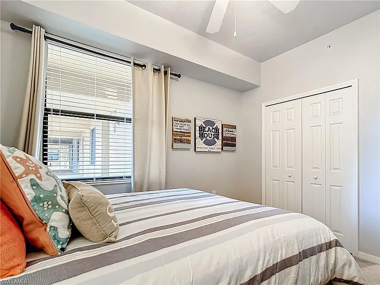 9715 Acqua Ct #127 — Photo 37