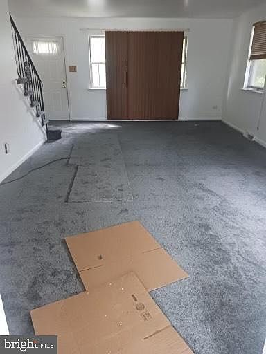 2nd image of 903 Lloyd St