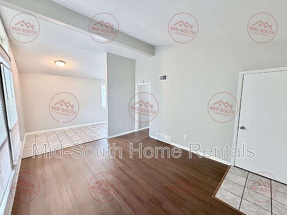 4th image of 2282 Theda Ave