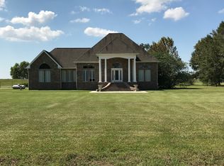 426 Pertuit Ln, Raceland, LA 70394