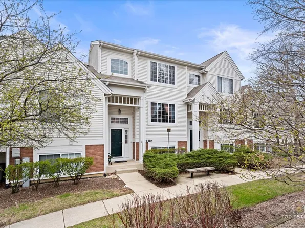 2410 Oakfield Ct, Aurora, IL 60503