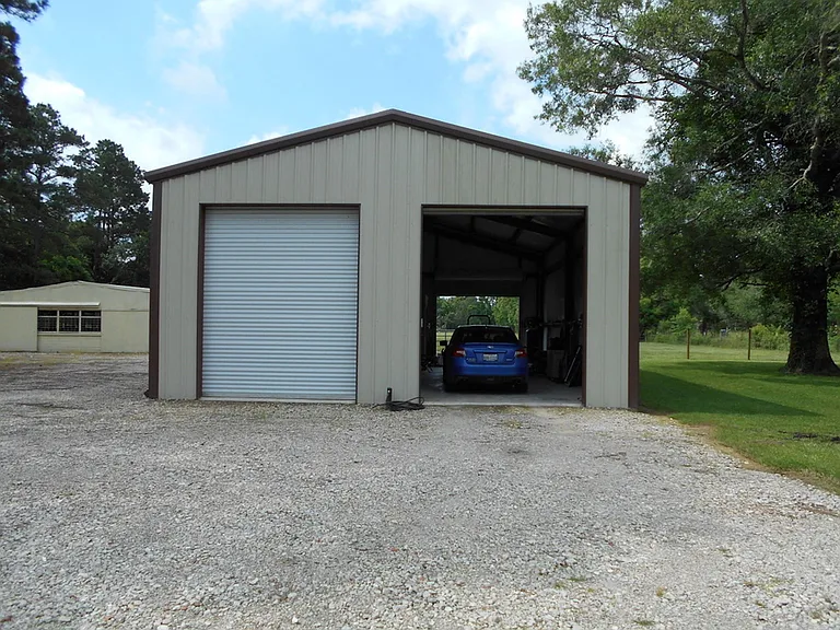 430 FM 2797 — Photo 10