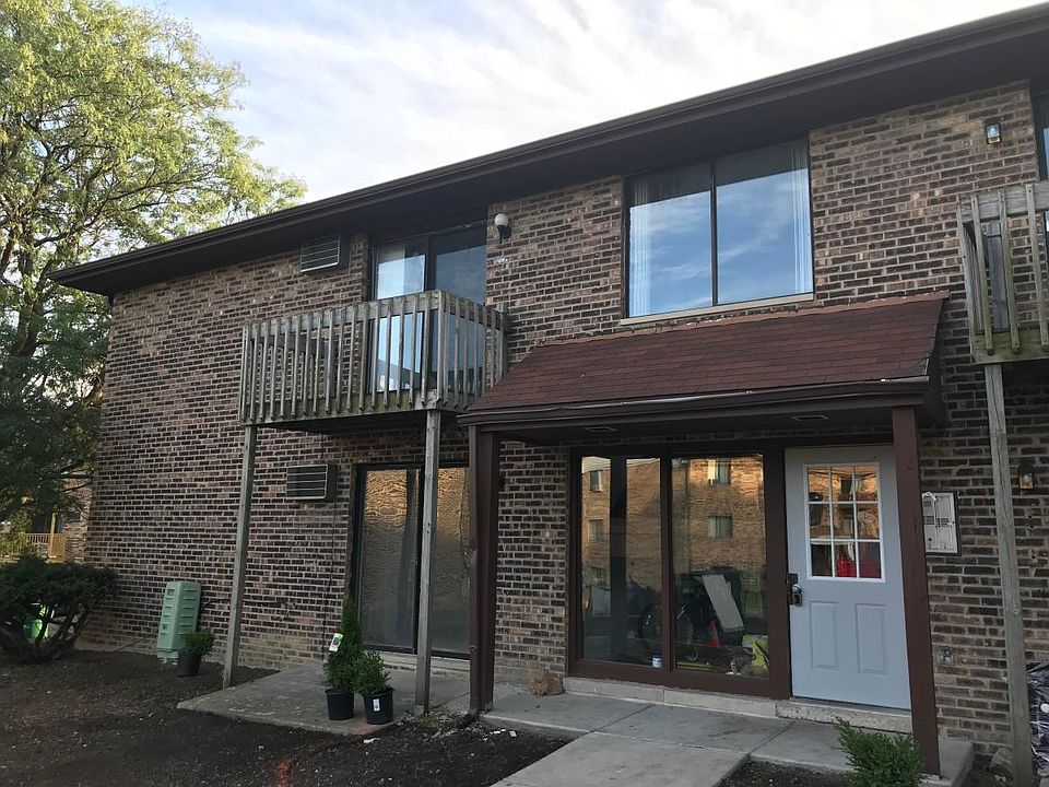 523 Brookside Dr, Westmont, IL 60559 Zillow