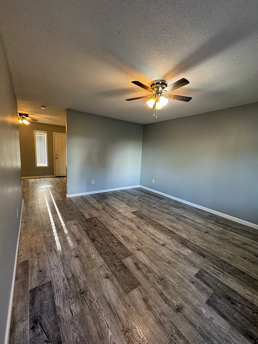 Building Photo - 3421 S Brampton Ln
