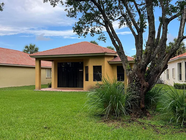 9774 Isles Cay Dr — Photo 9