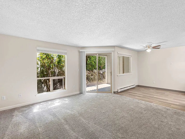 Meridian West Apartments — Photo 10