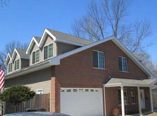 1516 Magnolia St, Glenview, IL 60025