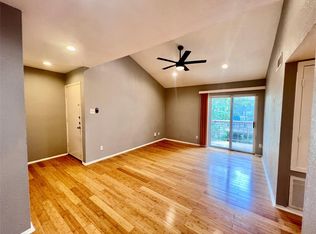 10047 Westpark Dr APT 18, Houston, TX 77042