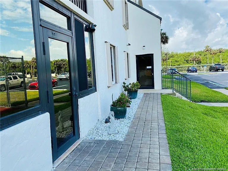 10044 S Ocean Dr #102 — Photo 46