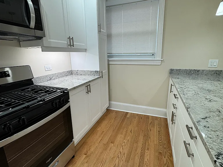5506 N Glenwood Ave #G — Photo 6