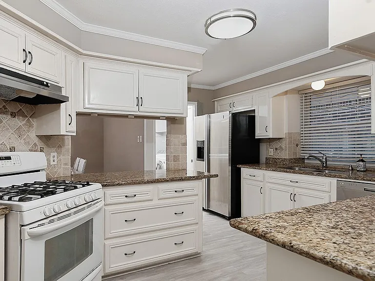 99 N Deerfoot Cir — Photo 11