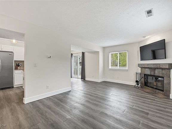 2nd image of 1310 Patti Park #G-4