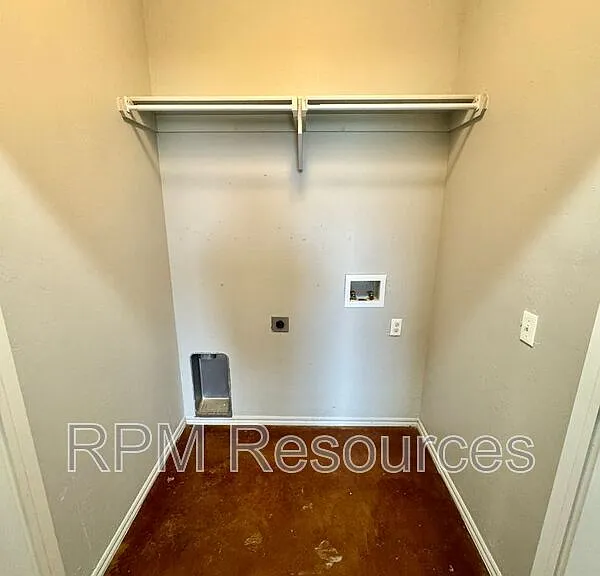 1818 Post Oak Rd — Photo 16