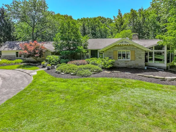 4774 Sherwin Rd, Willoughby, OH 44094