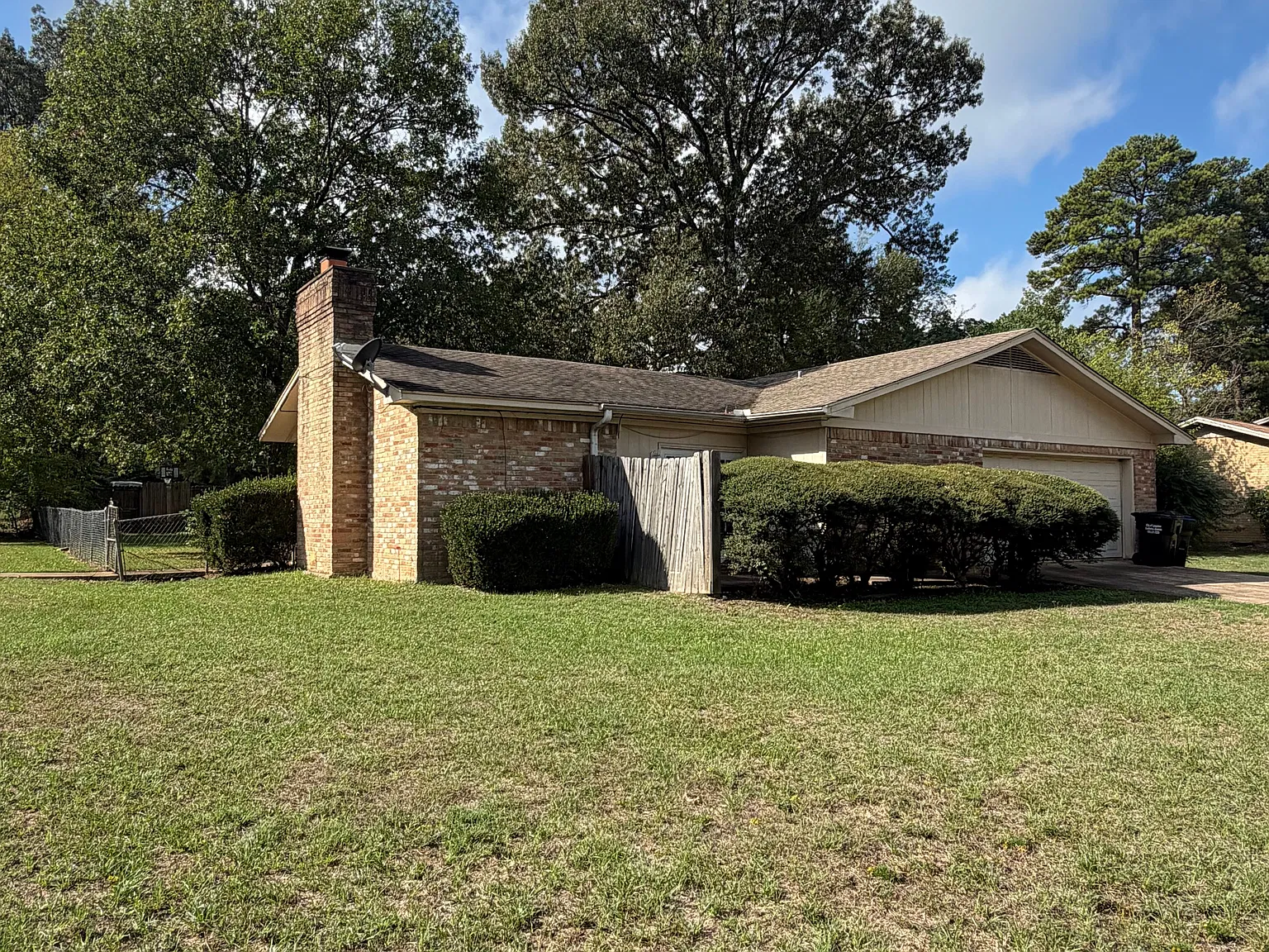 3 bed, 1692 sqft, $1,595 — Photo 1