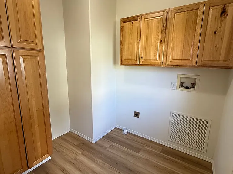 63626 S Barview Rd — Photo 14