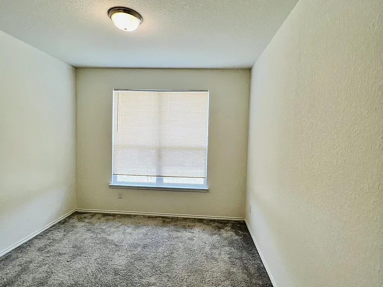 6229 Mantalcino Dr — Photo 13