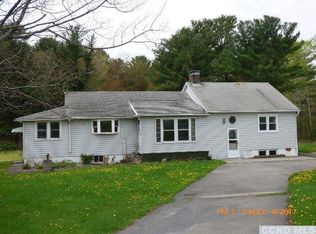 301 County Route 51, Coxsackie, NY 12051