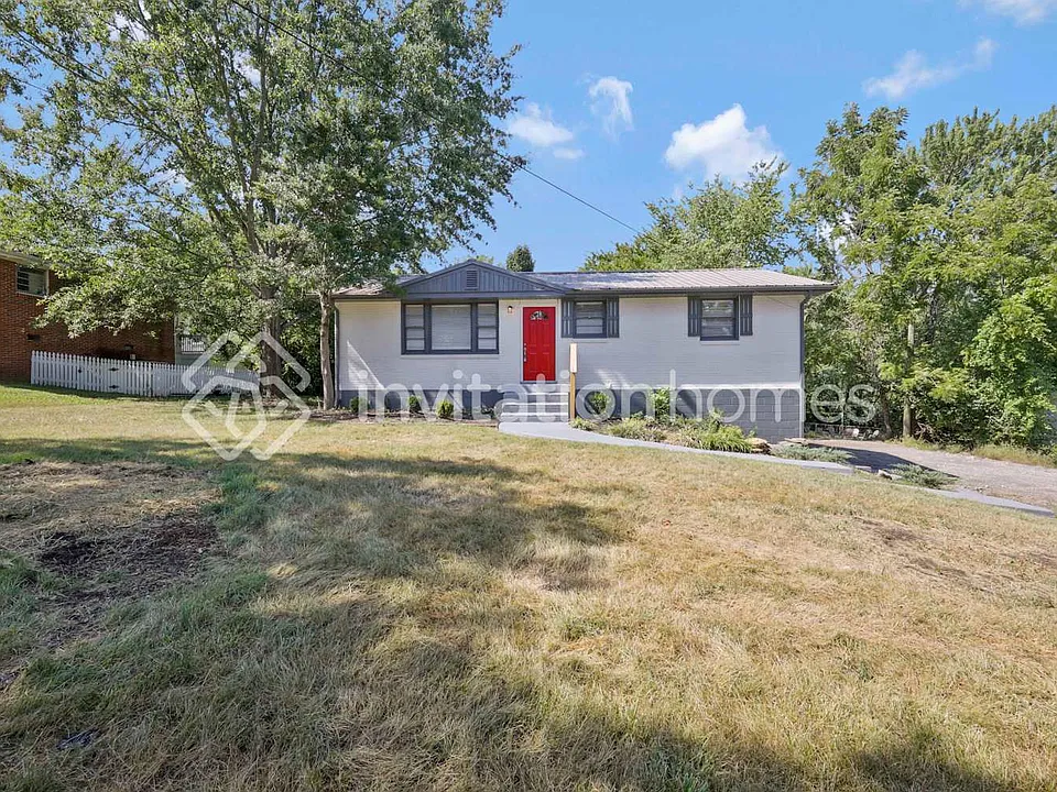 118 Robinhood Cir
