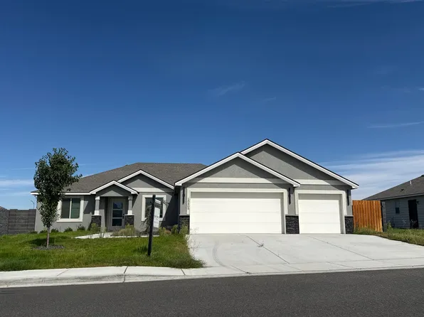 10405 Silverbright Dr, Pasco, WA 99301