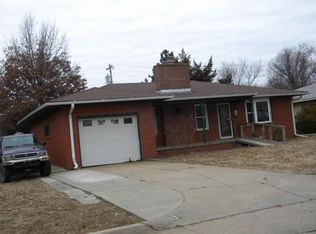 1213 W Thompson Ave, Enid, OK 73703