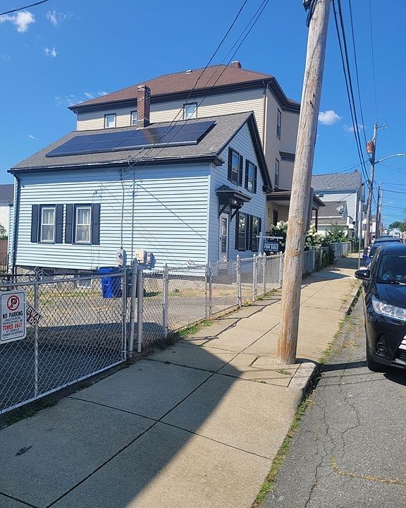 1st image of 90 Tremont St