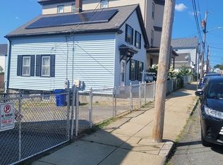 90 Tremont St, Fall River, MA 02720