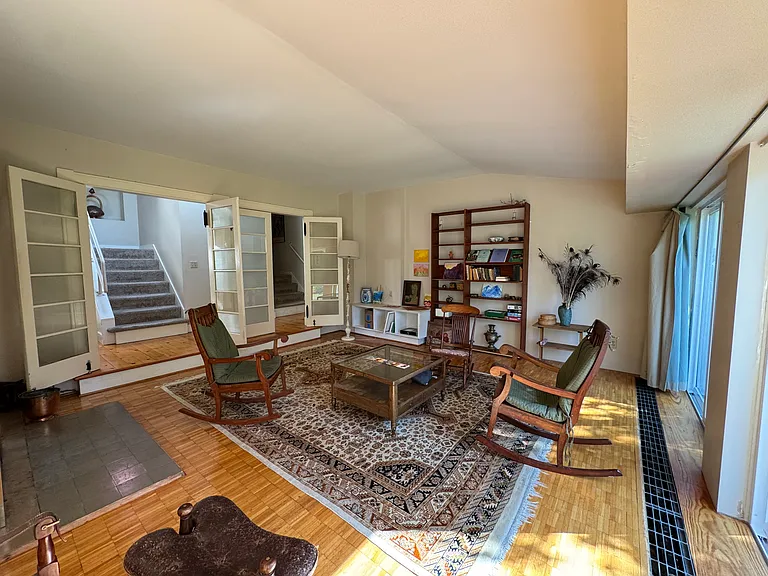 11R N Main St #R — Photo 13