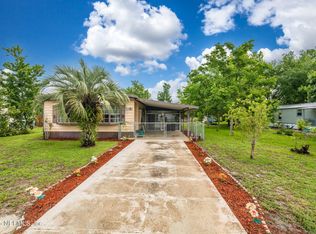 123 Peninsular Dr, Crescent City, FL 32112