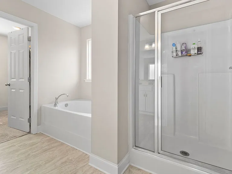6508 Satjanon Dr — Photo 42