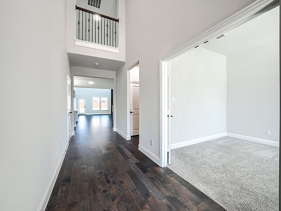 5th image of 1912 Brentwood Ln