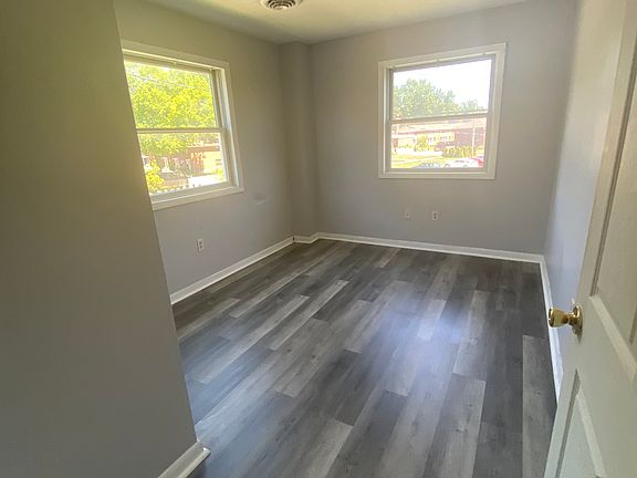 4th image of 106 Project Rd #9