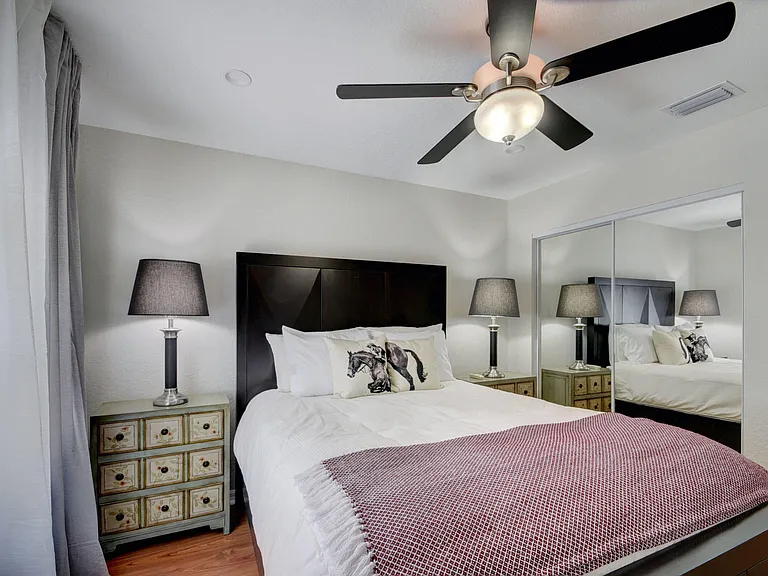 4006 Bahia Isle Cir — Photo 21